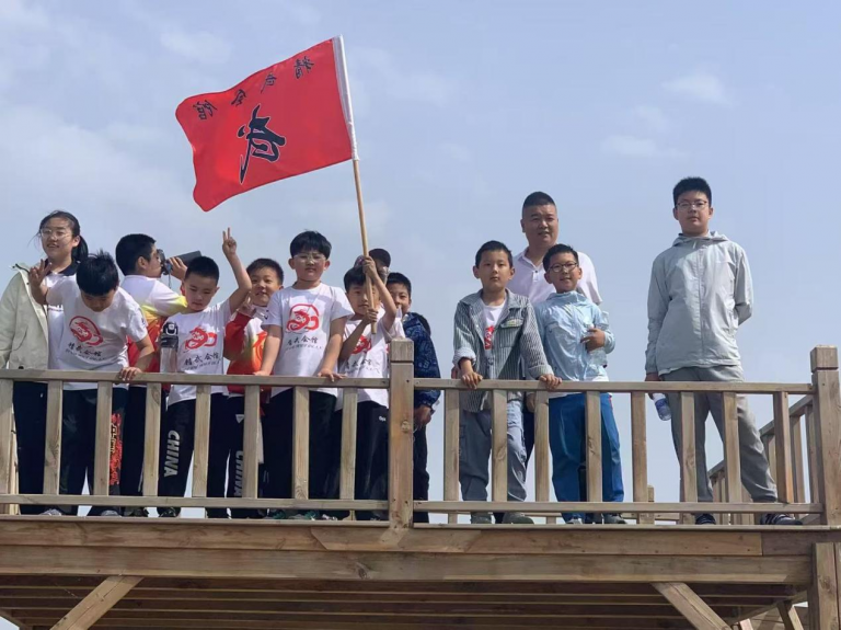 故城县青少年活动中心开展 庆五一“感受劳动之美，共享劳动快乐”主题活动